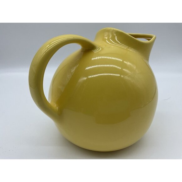 Franciscan Vintage Yellow Ball Pitcher with Ice Lip Made in California 1949-1953 - Picture 7 of 12